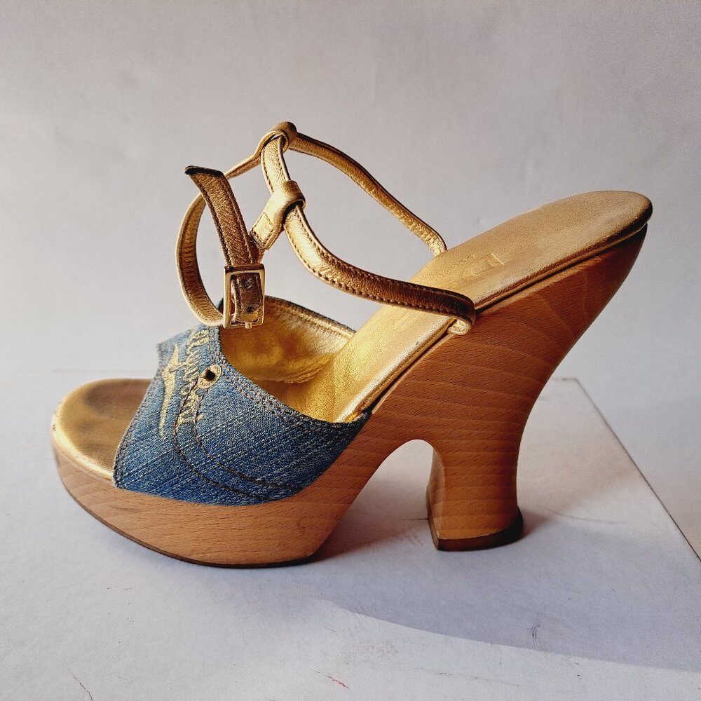 Dolce & Gabbana D&G Women's Gold Blue Jean Sandals Size 35